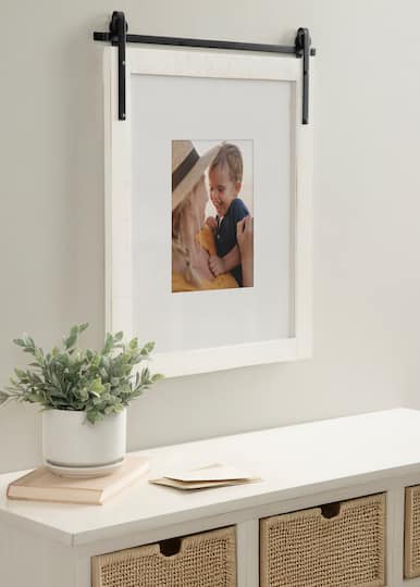 Kate and Laurel 16" x 20" White Cates Wood Picture Frame with 8" x 10" Mat